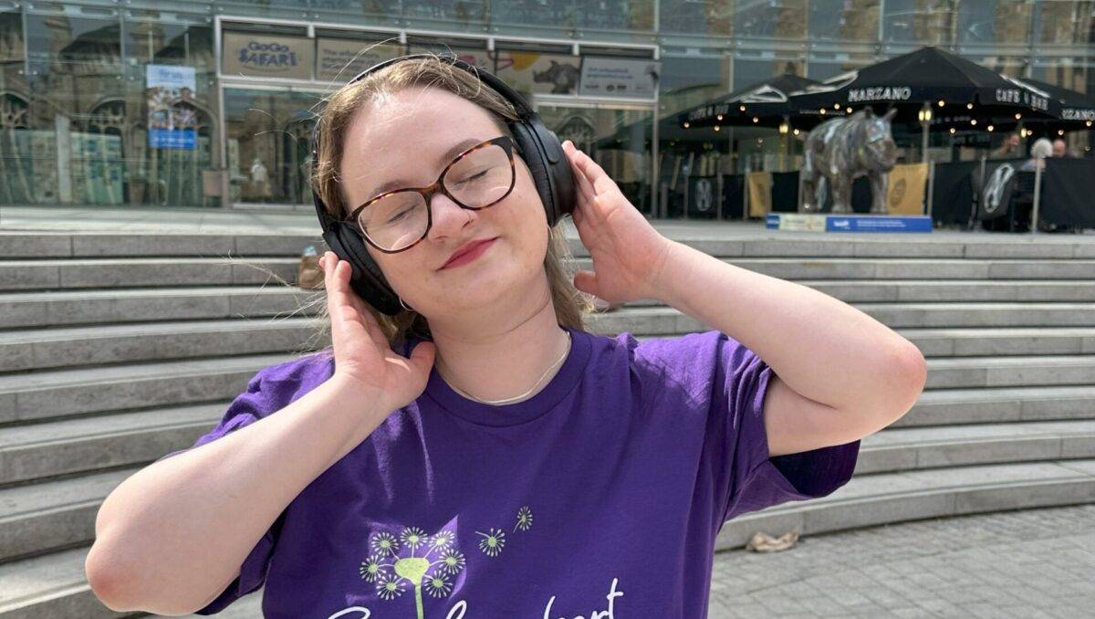 Sue Lambert Trust hosts silent disco club night